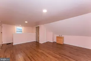 365 Prince St, Bordentown, NJ 08505 - Photo 35