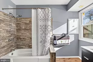 248 Club House Dr, Willingboro, NJ 08046 - Photo 19