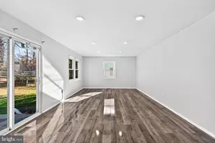 248 Club House Dr, Willingboro, NJ 08046 - Photo 15