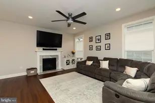 1213 Chestnut St, Burlington, NJ 08016 - Photo 3