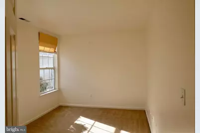 28 Palmer Square, Beverly, NJ 08010 - Photo 15