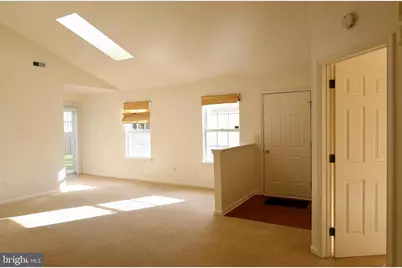 28 Palmer Square, Beverly, NJ 08010 - Photo 11
