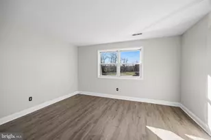 27 Florence Tollgate Pl, Burlington, NJ 08016 - Photo 15