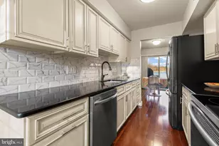 2 Woodlake Dr, Marlton, NJ 08053 - Photo 9