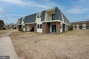 20 Florence Tollgate, Florence, NJ 08518 - Photo 1