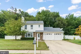 8 Orangewood Ln, Burlington, NJ 08016 - Photo 19