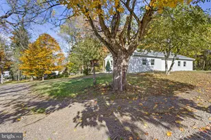 36 Chesterfield Rd, Mansfield Township, NJ 08022 - Photo 57