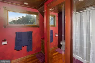 230 Washington St, Fieldsboro, NJ 08505 - Photo 33