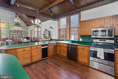 230 Washington Street, Fieldsboro, NJ 08505 - Photo 17