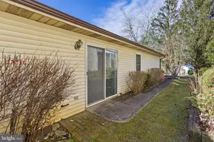 102 Carriage Hill Ct, Mansfield Township, NJ 08022 - Photo 27