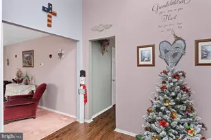 102 Carriage Hill Ct, Mansfield Township, NJ 08022 - Photo 11