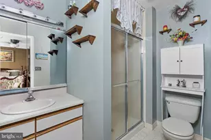 102 Carriage Hill Ct, Mansfield Township, NJ 08022 - Photo 21