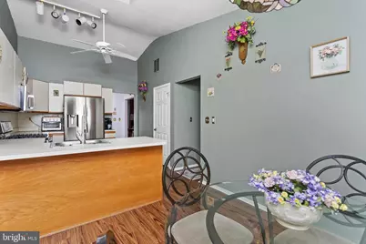 102 Carriage Hill Court, Mansfield Township, NJ 08022 - Photo 17