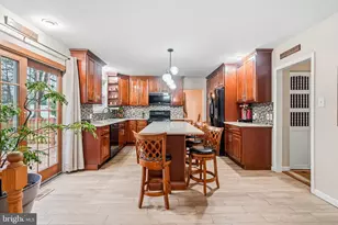 100 Diane Ave, Delran, NJ 08075 - Photo 17