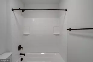 48 Pine St, Beverly, NJ 08010 - Photo 17