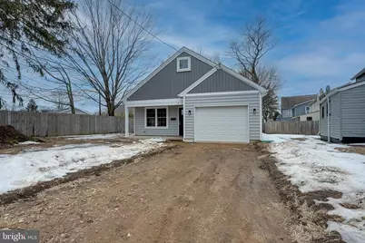 48 Pine Street, Beverly, NJ 08010 - Photo 3