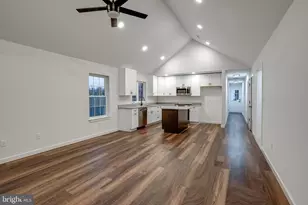 48 Pine St, Beverly, NJ 08010 - Photo 5