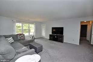 4204 Adelaide Dr, Mount Laurel, NJ 08054 - Photo 5