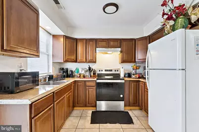 18 E 4th Street, Burlington, NJ 08016 - Photo 15