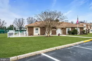 19-1 Florence Tollgate Pl, Florence, NJ 08518 - Photo 41