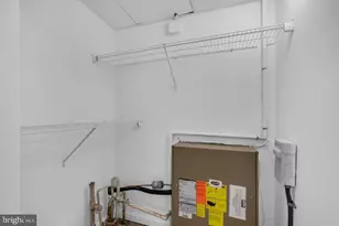 19-1 Florence Tollgate Pl, Florence, NJ 08518 - Photo 35