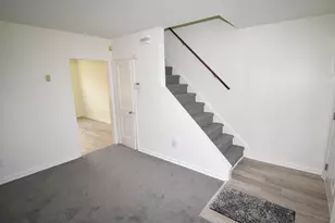 76 W 4th St, Burlington, NJ 08016 - Photo 5