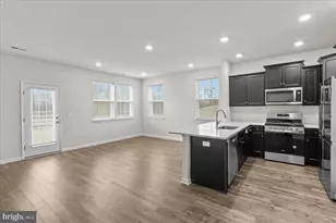 38 Peregrine, Burlington, NJ 08016 - Photo 7