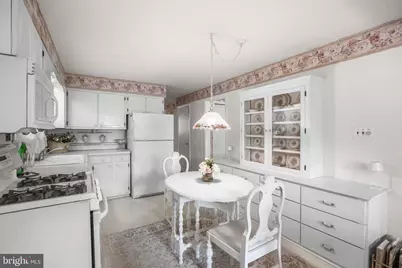 59 N Chester Avenue, Delran, NJ 08075 - Photo 5