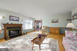 679 Cascade Dr S, Mount Laurel, NJ 08054 - Photo 9