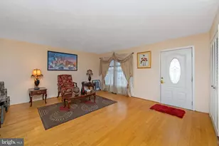 40 Rittenhouse Dr, Willingboro, NJ 08046 - Photo 3