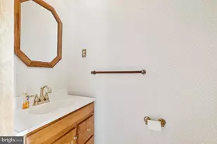 151 Harrington Cir, Willingboro, NJ 08046 - Photo 15