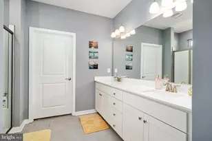 121 Congressional Ct, Moorestown, NJ 08057 - Photo 23