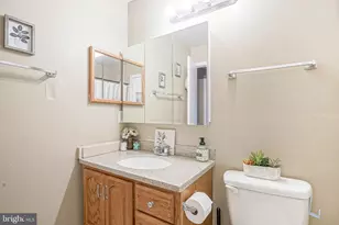 2402 Sedgefield Dr, Mount Laurel, NJ 08054 - Photo 17