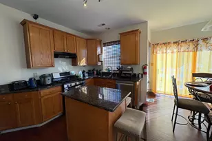 8 Creekwood Dr, Bordentown, NJ 08505 - Photo 5