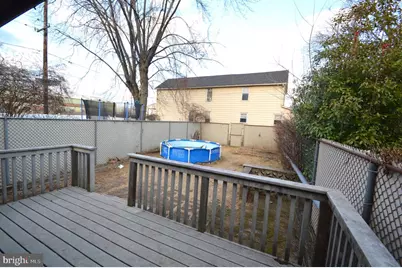 105 Thompson Street, Burlington, NJ 08016 - Photo 23