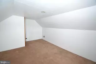 105 Thompson St, Burlington, NJ 08016 - Photo 21