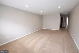 40 Compass Cir, Mount Laurel, NJ 08054 - Photo 11