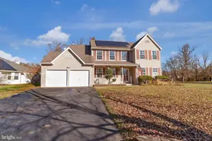 101 Windmere Ct, Bordentown, NJ 08620 - Photo 1