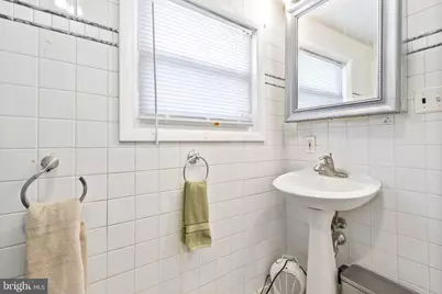 111 Thompson Street, Burlington, NJ 08016 - Photo 15