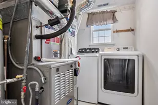 404 Aster Pl, Mount Laurel, NJ 08054 - Photo 17