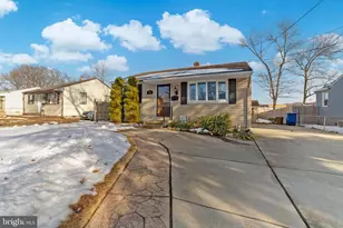 319 S Coles Ave, Maple Shade, NJ 08052 - Photo 3