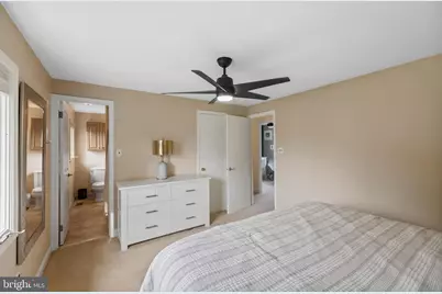 225 Sharrow Vale Road, Delran, NJ 08075 - Photo 13