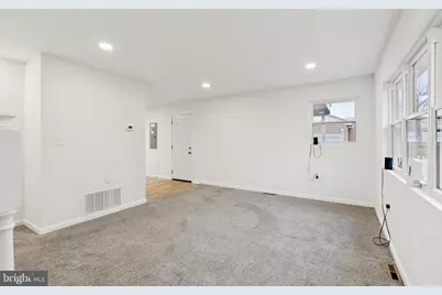 911 Allison, Burlington, NJ 08016 - Photo 5