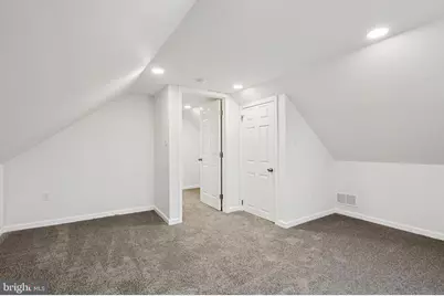 911 Allison, Burlington, NJ 08016 - Photo 23