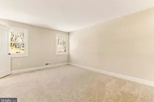 33 Elmgate Rd, Marlton, NJ 08053 - Photo 23