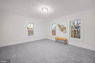 308 W 3rd St, Palmyra, NJ 08065 - Photo 25