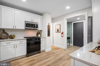 308 W 3rd Street, Palmyra, NJ 08065 - Photo 5