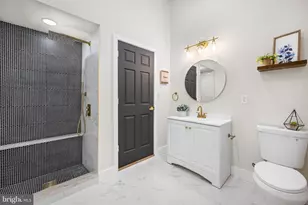 308 W 3rd St, Palmyra, NJ 08065 - Photo 19