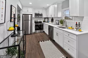 474 St Mary St, Burlington, NJ 08016 - Photo 3