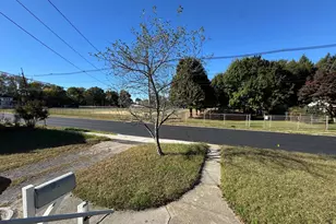 718 Woodlane Rd, Beverly, NJ 08010 - Photo 9